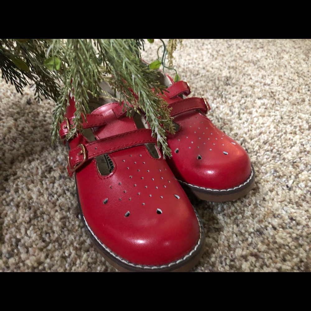 Red Footmate buckle flats